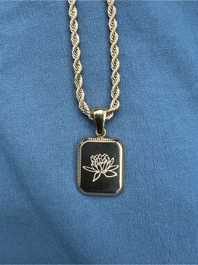 Gold Water Lily July Necklace - Women's Jewelry